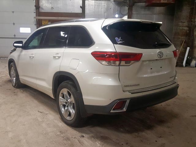 Toyota Highlander Limited Platinum Image 6